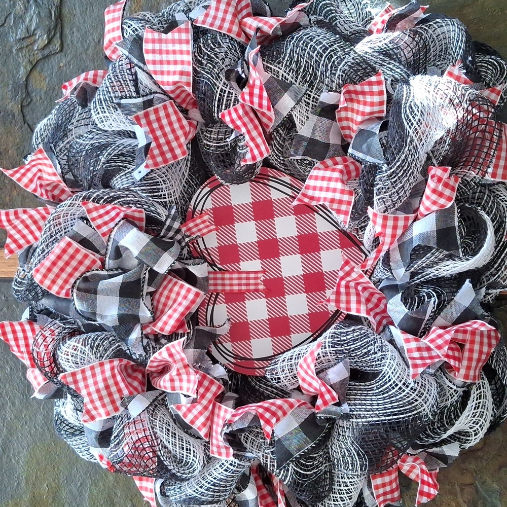 Red & Black Checkered Valentine's Day Wreath
